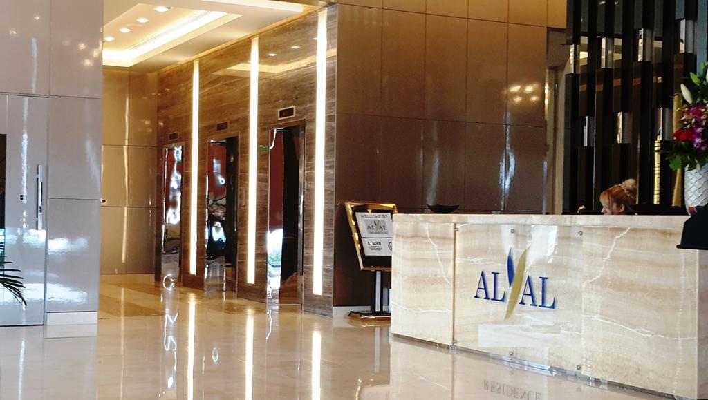 Royal Ambassador - Al Yal Suites Manama Exterior foto